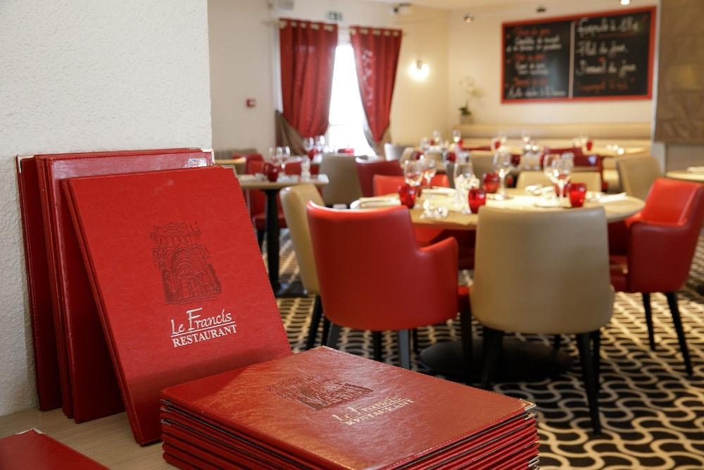Logis Hotel L'Oree De Chartres - Barjouville Luaran gambar