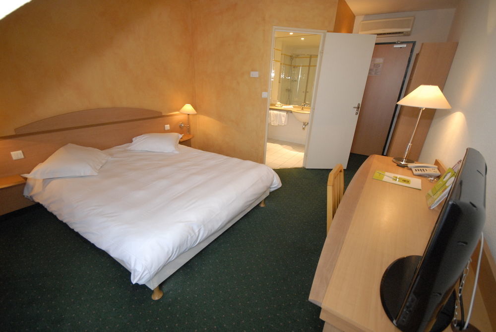 Logis Hotel L'Oree De Chartres - Barjouville Luaran gambar