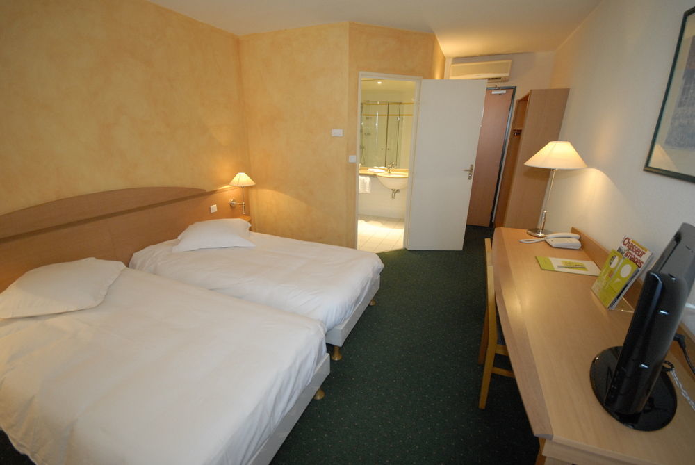Logis Hotel L'Oree De Chartres - Barjouville Luaran gambar