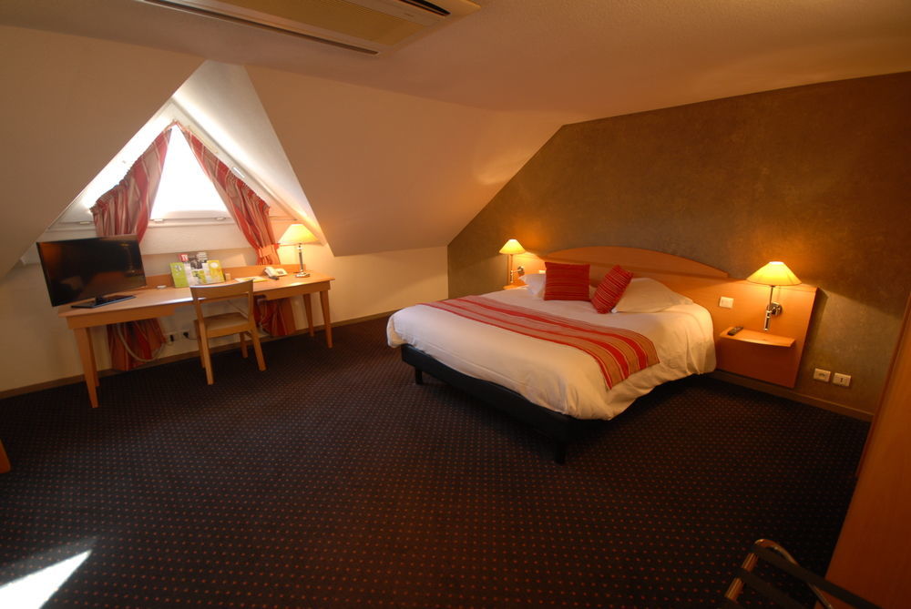 Logis Hotel L'Oree De Chartres - Barjouville Luaran gambar
