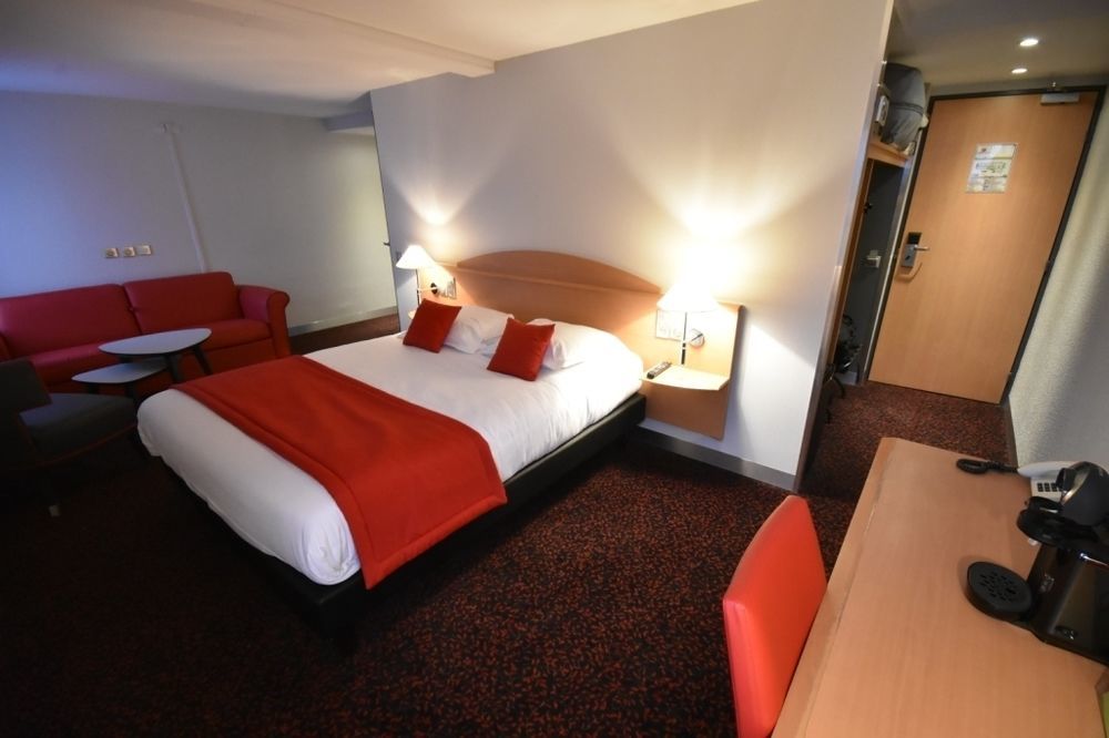Logis Hotel L'Oree De Chartres - Barjouville Luaran gambar